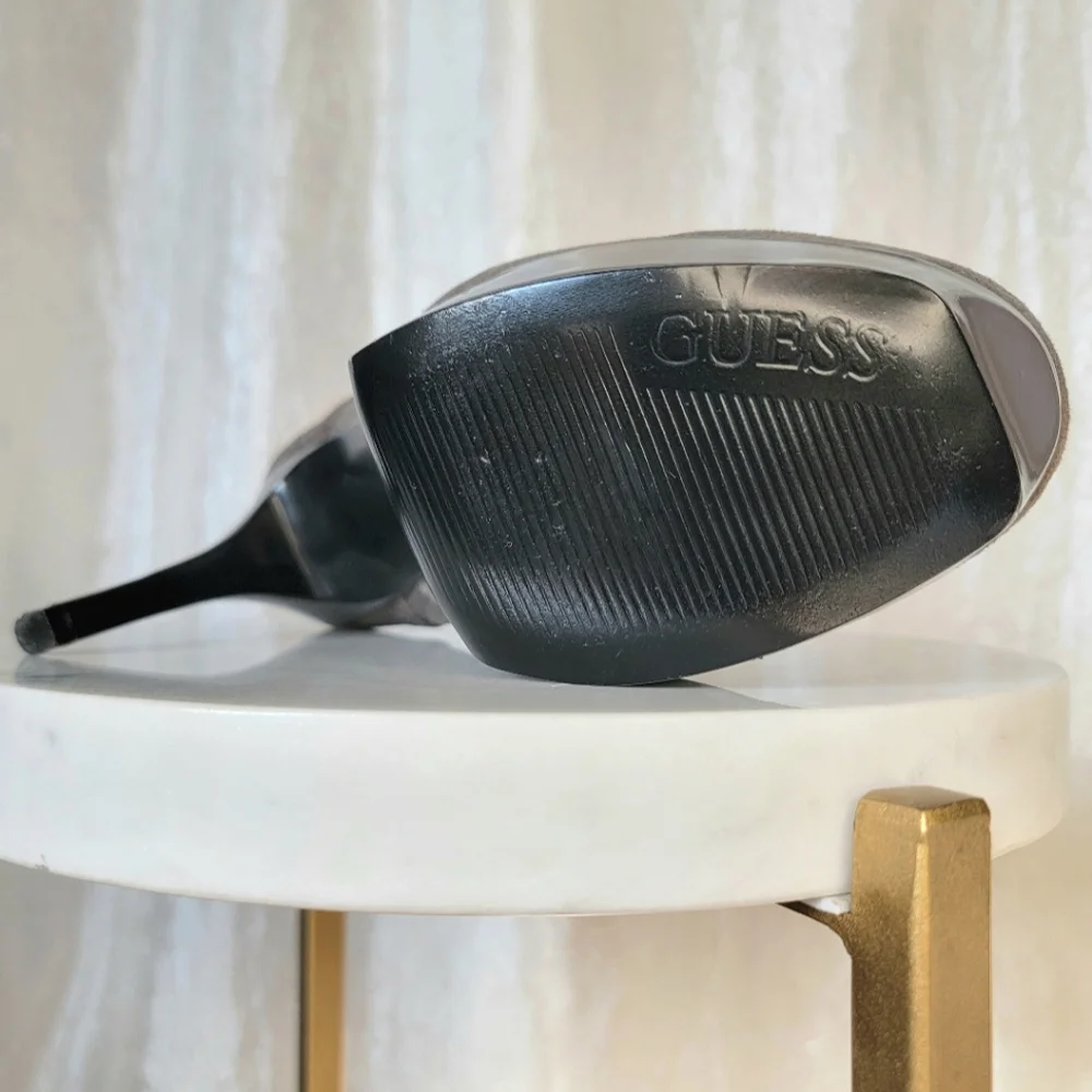 Guess Brand Women's Platform Pumps Round Toe High Heeled Shoes - Taupe - Size 8M - Picture 13 of 16